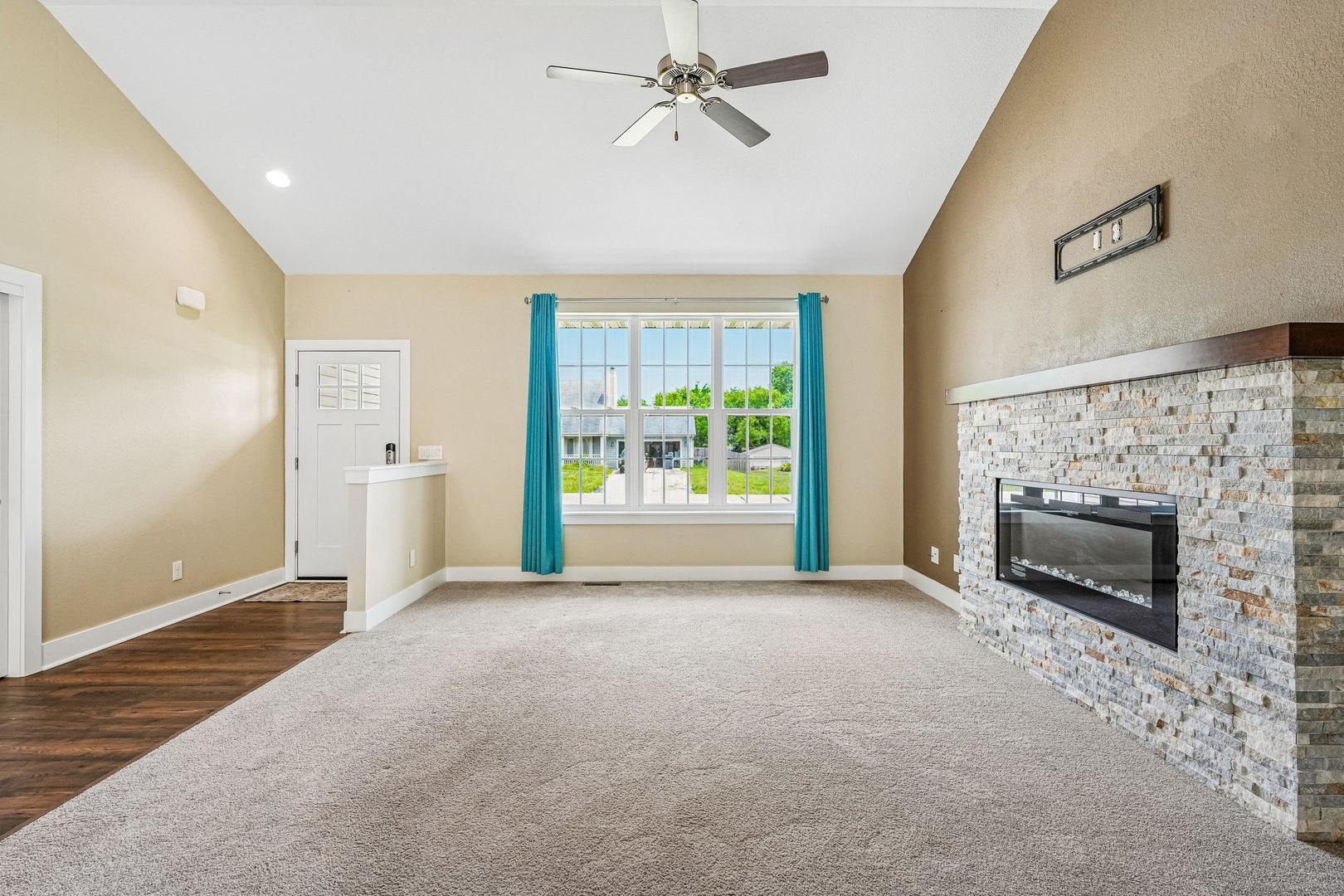 3130 Pritchard Drive Racine, WI 53406 - Photo 8 of 42