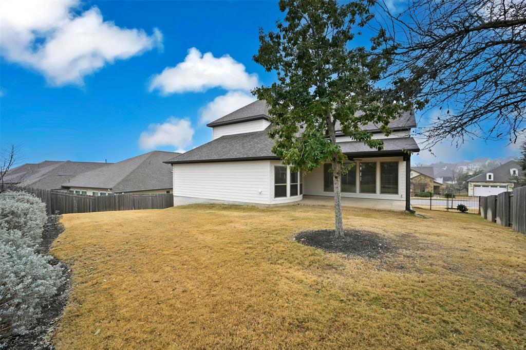 132 Santa Maria Street Georgetown, TX 78628 - Photo 31 of 36 Back of house