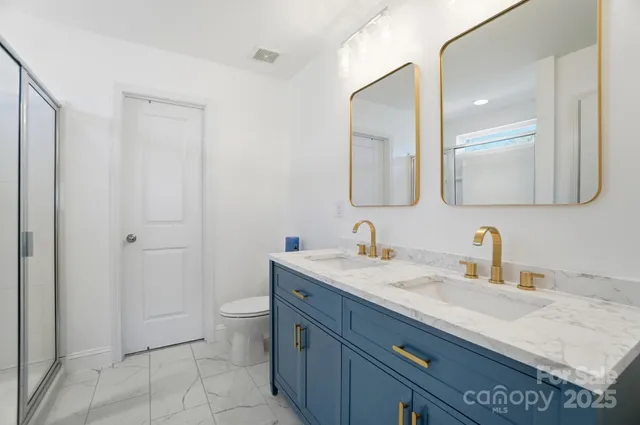 $440,000 | 5423 Fenway Drive, Charlotte, NC 28273