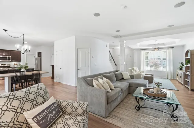 $440,000 | 5423 Fenway Drive, Charlotte, NC 28273