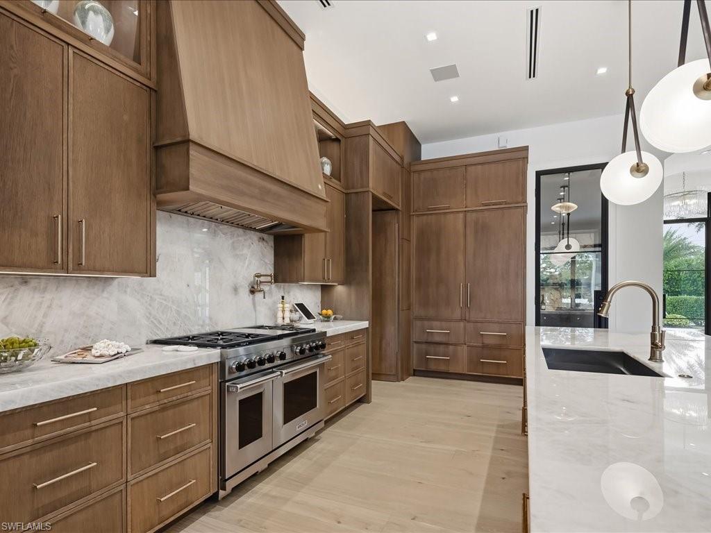 117 West Street Naples, FL 34108 - Photo 15 of 50