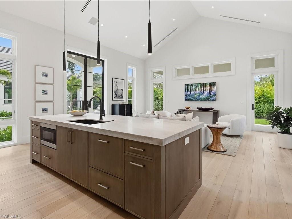 117 West Street Naples, FL 34108 - Photo 42 of 50