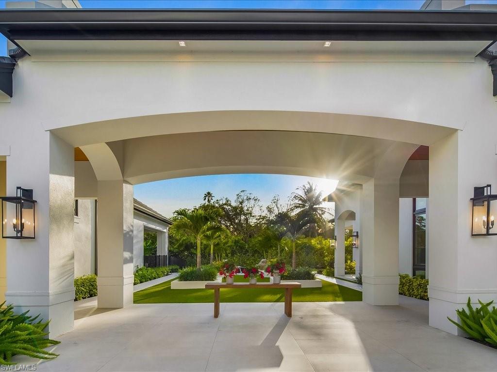 117 West Street Naples, FL 34108 - Photo 48 of 50