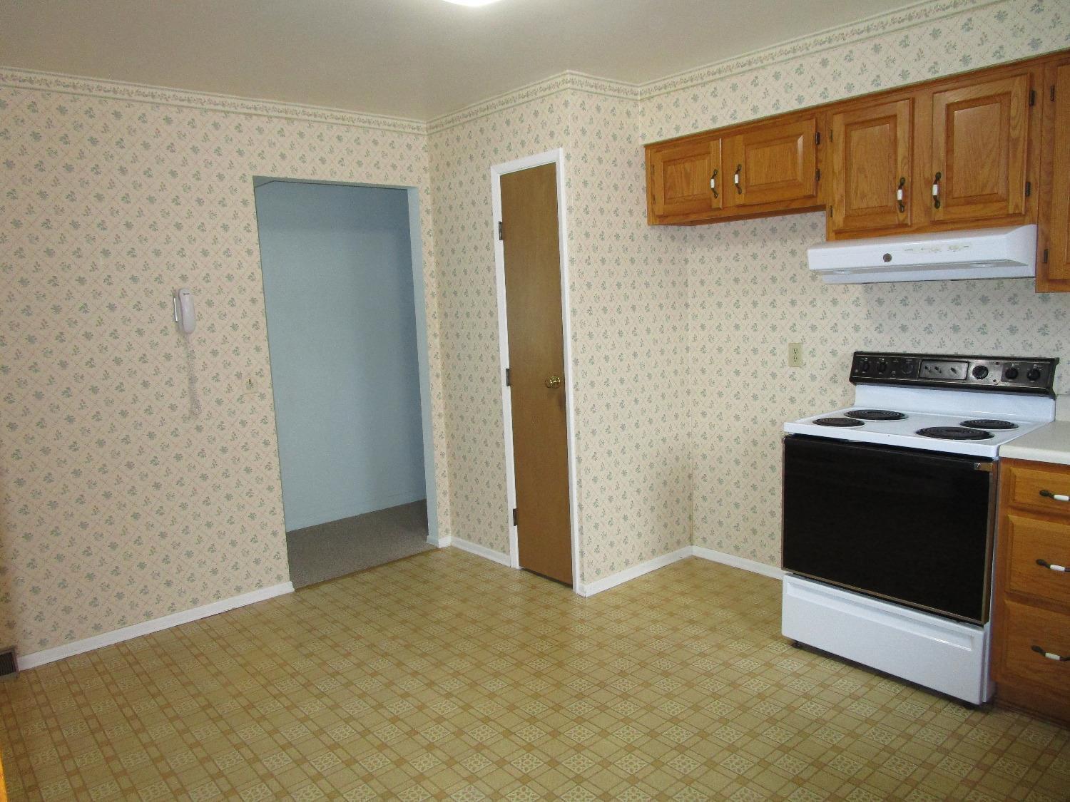 8407 Cheviot Road Cincinnati, OH 45247 - Photo 21 of 34 Gallery Image 21