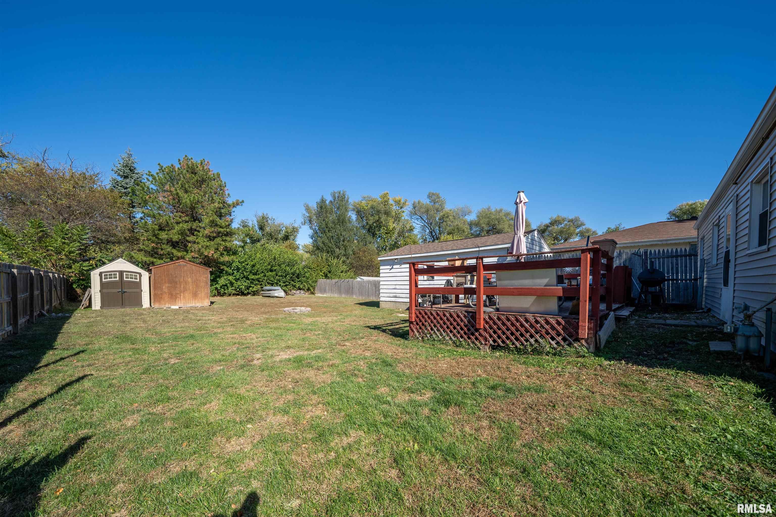 5221 West Cisna Road Peoria, IL 61607 - Photo 14 of 21 Gallery Image 14