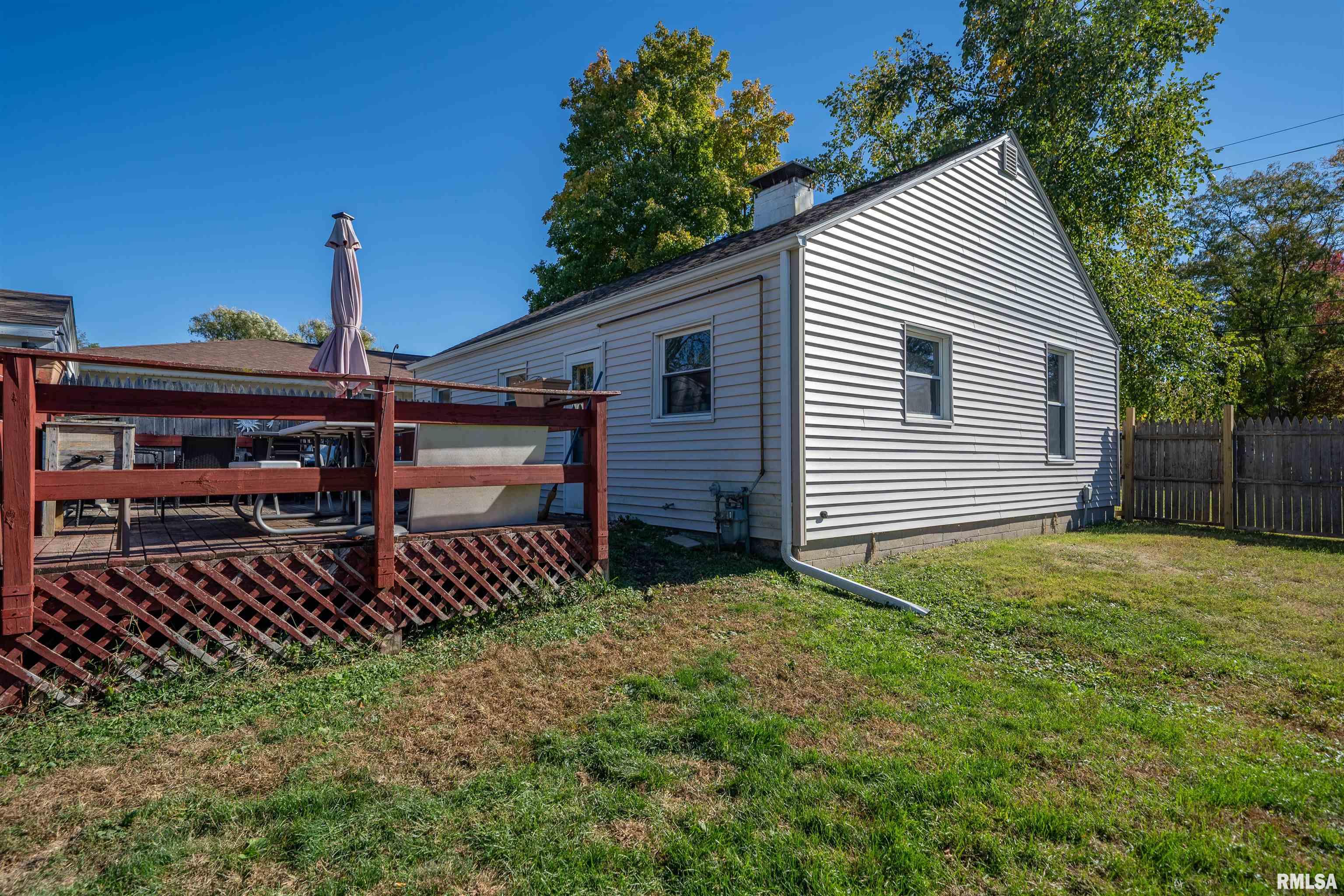 5221 West Cisna Road Peoria, IL 61607 - Photo 15 of 21 Gallery Image 15