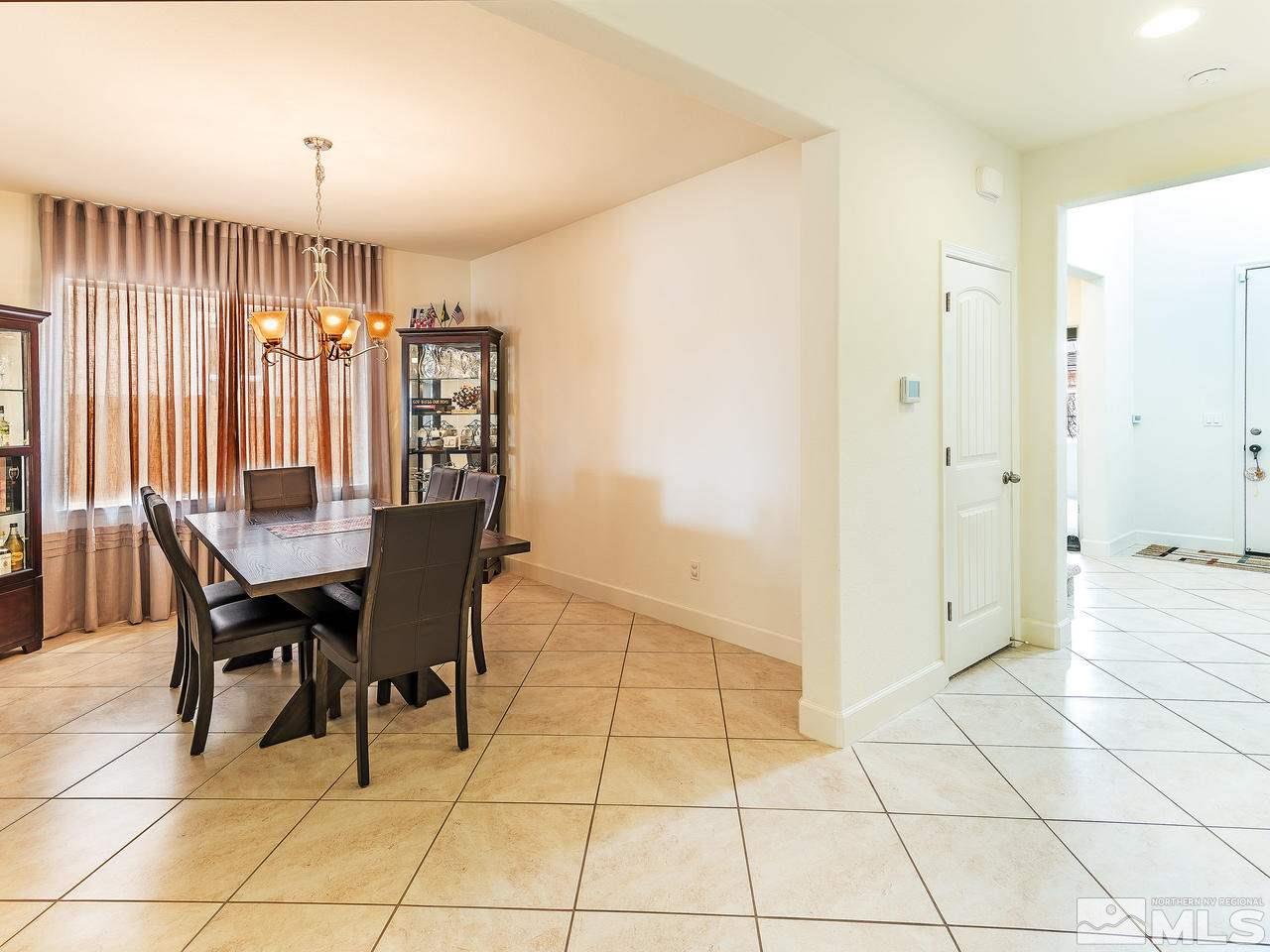 2064 Long Meadow Drive Reno, NV 89521 - Photo 4 of 23 Photo 4