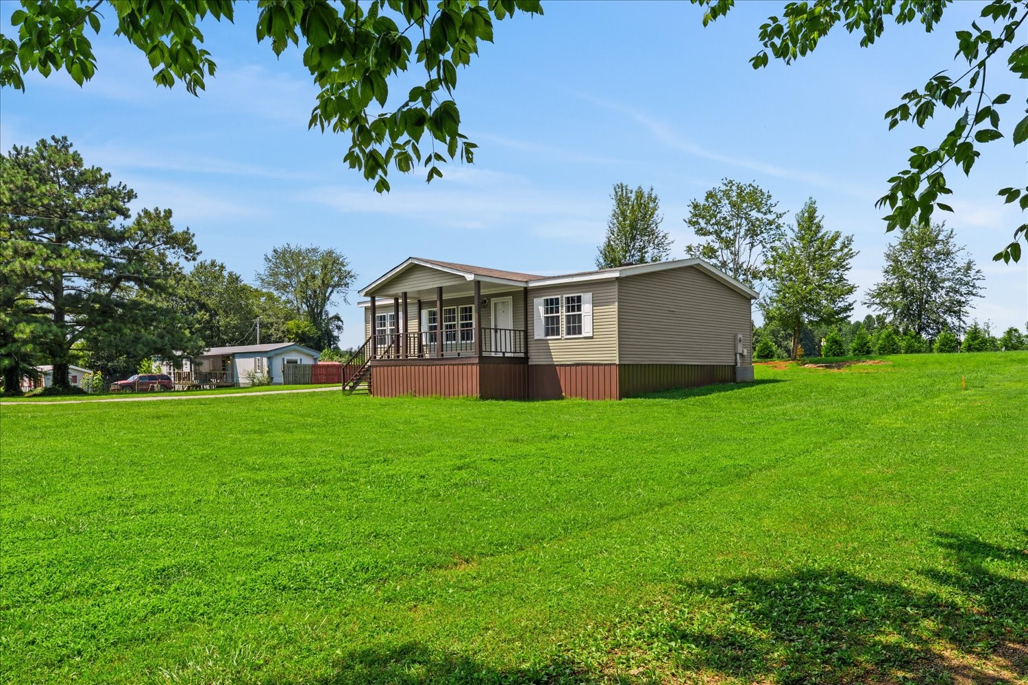 234 Howell Hill Road Fayetteville, TN 37334 - Photo 2 of 44