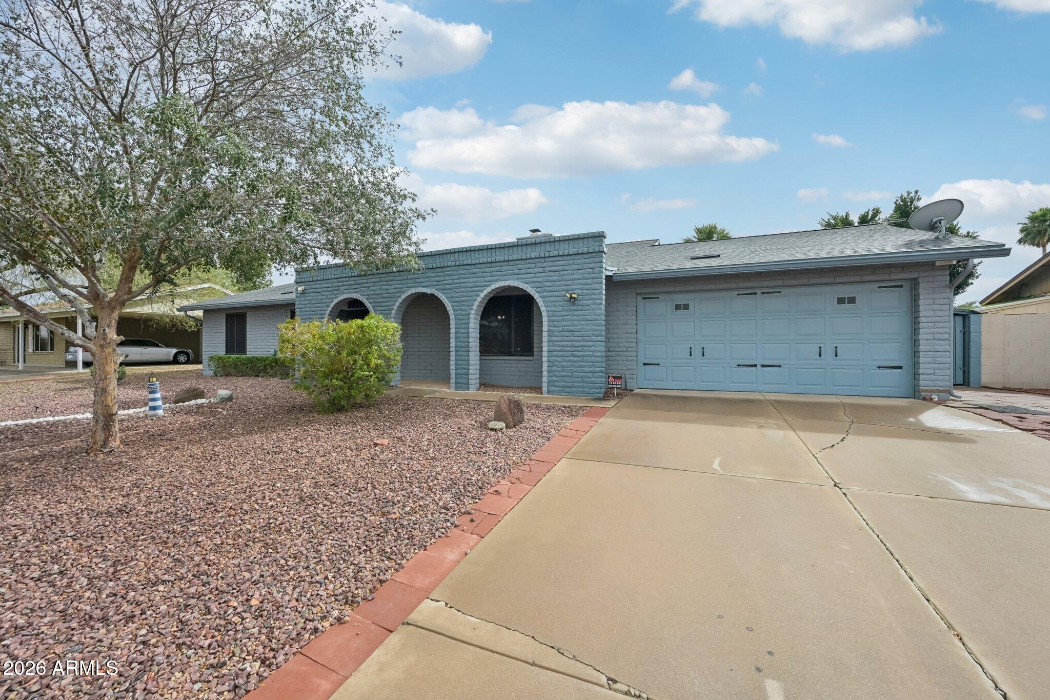 2201 West Utopia Road Phoenix, AZ 85027 - Photo 3 of 50 2-web-or-mls-W Utopia Rd-S1902-002