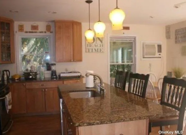 $7,150 | 201 Cottage Walk, Ocean Beach, NY 11770