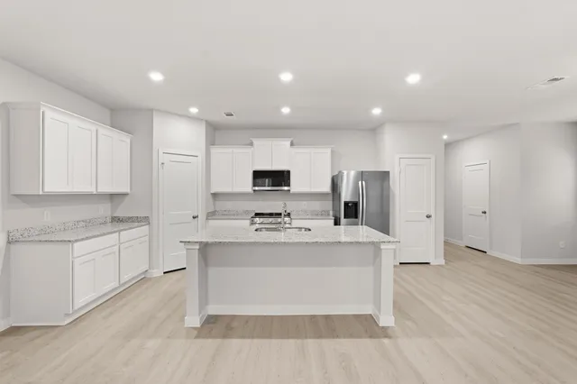 $244,900 | 10771 Red Flagstone Drive, Conroe, TX 77306