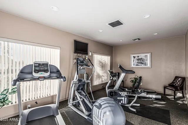 $125,900 | 2233 East Behrend Drive, Unit 162, Phoenix, AZ 85024