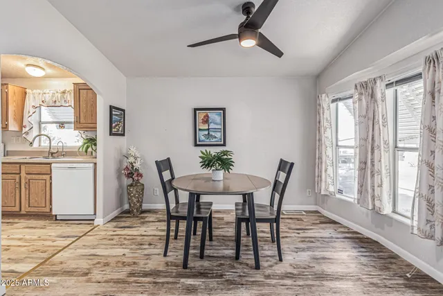 $125,900 | 2233 East Behrend Drive, Unit 162, Phoenix, AZ 85024