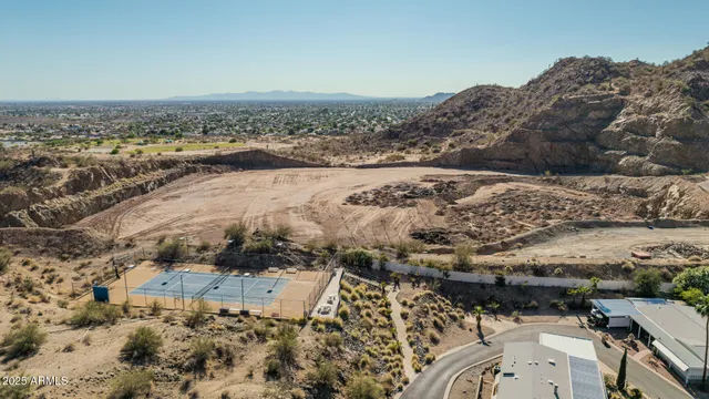 $125,900 | 2233 East Behrend Drive, Unit 162, Phoenix, AZ 85024