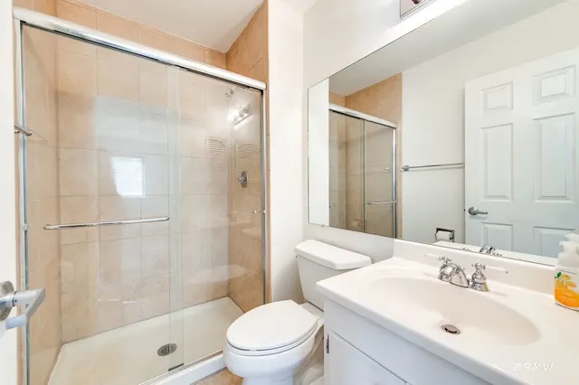 $269,000 | 1251 Williamsburg Drive, Unit D1, Schaumburg, IL 60193