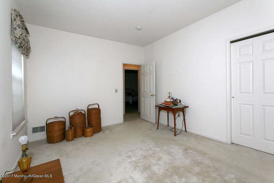 48 Quail Road Barnegat, NJ 08005 - Photo 14 of 19 a room with furniture