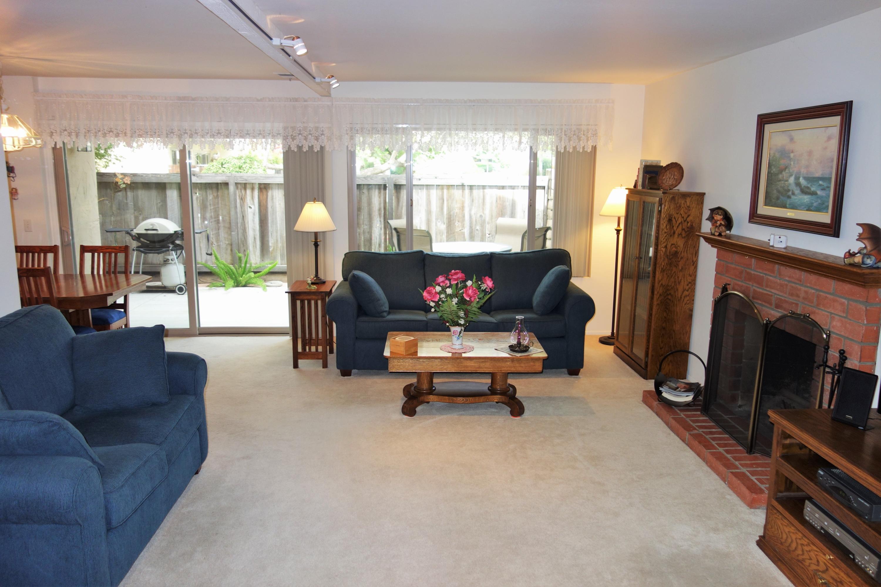 65 North San Marcos Road, Unit B Santa Barbara, CA 93111 - Photo 5 of 22 Living Rm 3