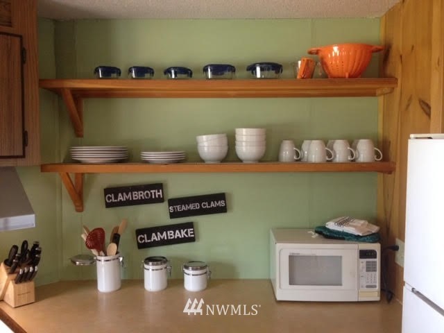 32910 Sandridge Road Oysterville, WA 98641 - Photo 12 of 32 Gallery Image 12
