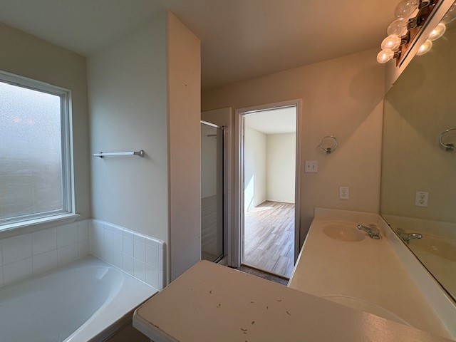 2819 Back Bay Brook Trail Houston, TX 77045 - Photo 7 of 16