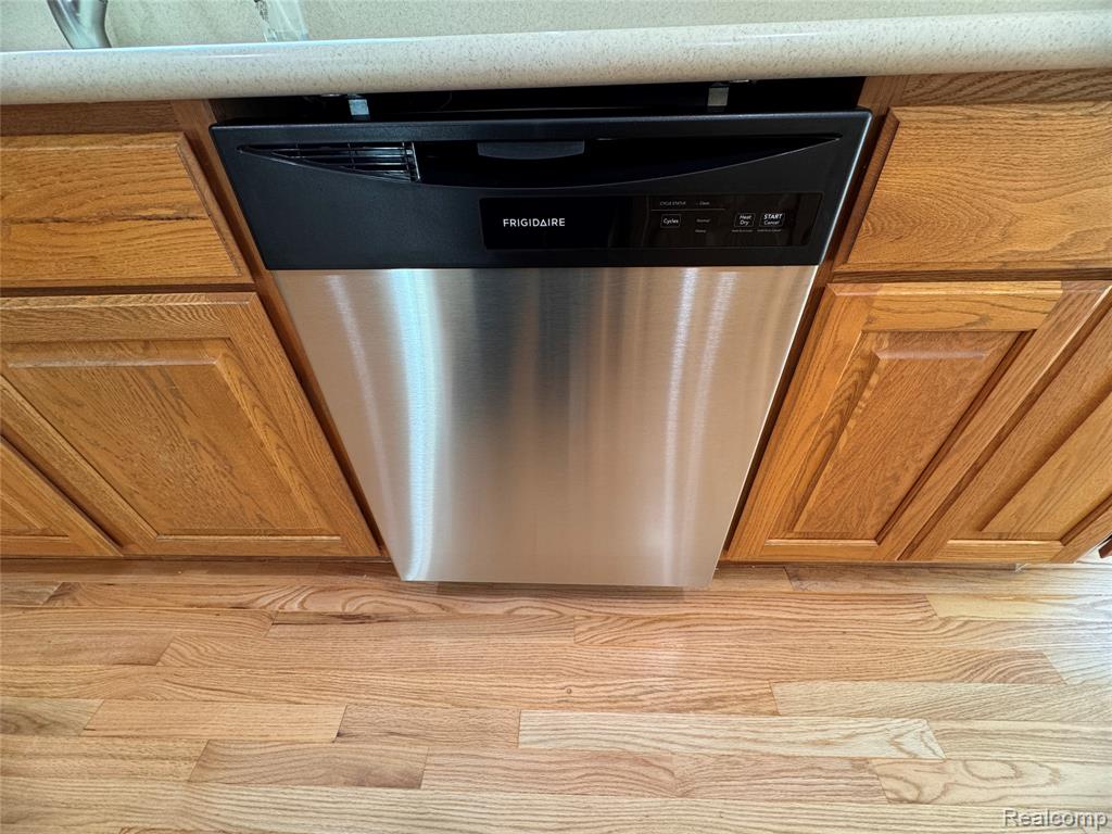 3727 Inverness Drive Rochester, MI 48306 - Photo 23 of 99