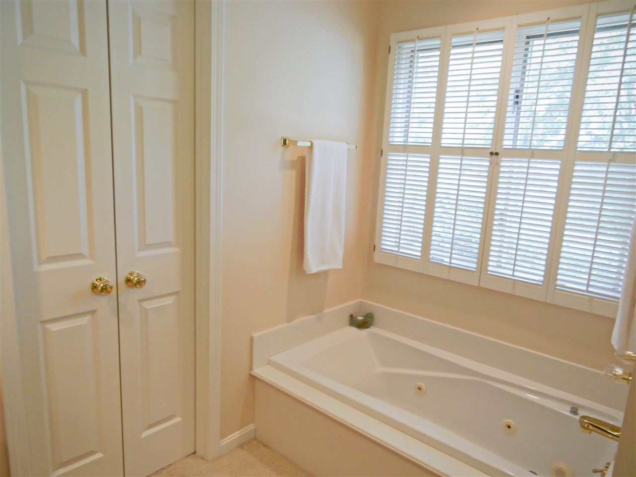 5517 Timberlake Court Evansville, IN 47710 - Photo 16 of 22 Gallery Image 16