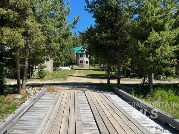 $550,000 | 107 Edmonson Drive, Elk City, ID 83525