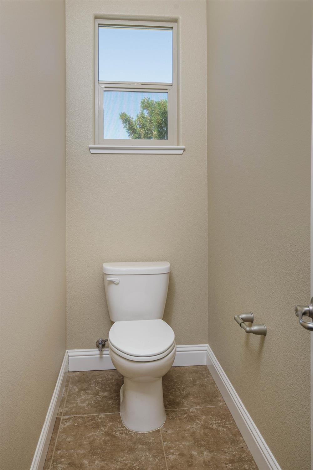5004 Lake View Road Valley Springs, CA 95252 - Photo 31 of 69 Gallery Image 31