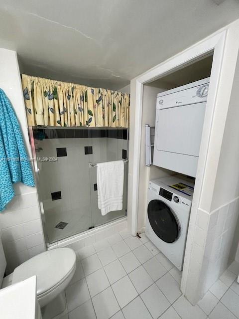 290 Racquet Club Road, Unit 106 Weston, FL 33326 - Photo 40 of 44 a bathroom with a granite countertop toilet and a sink