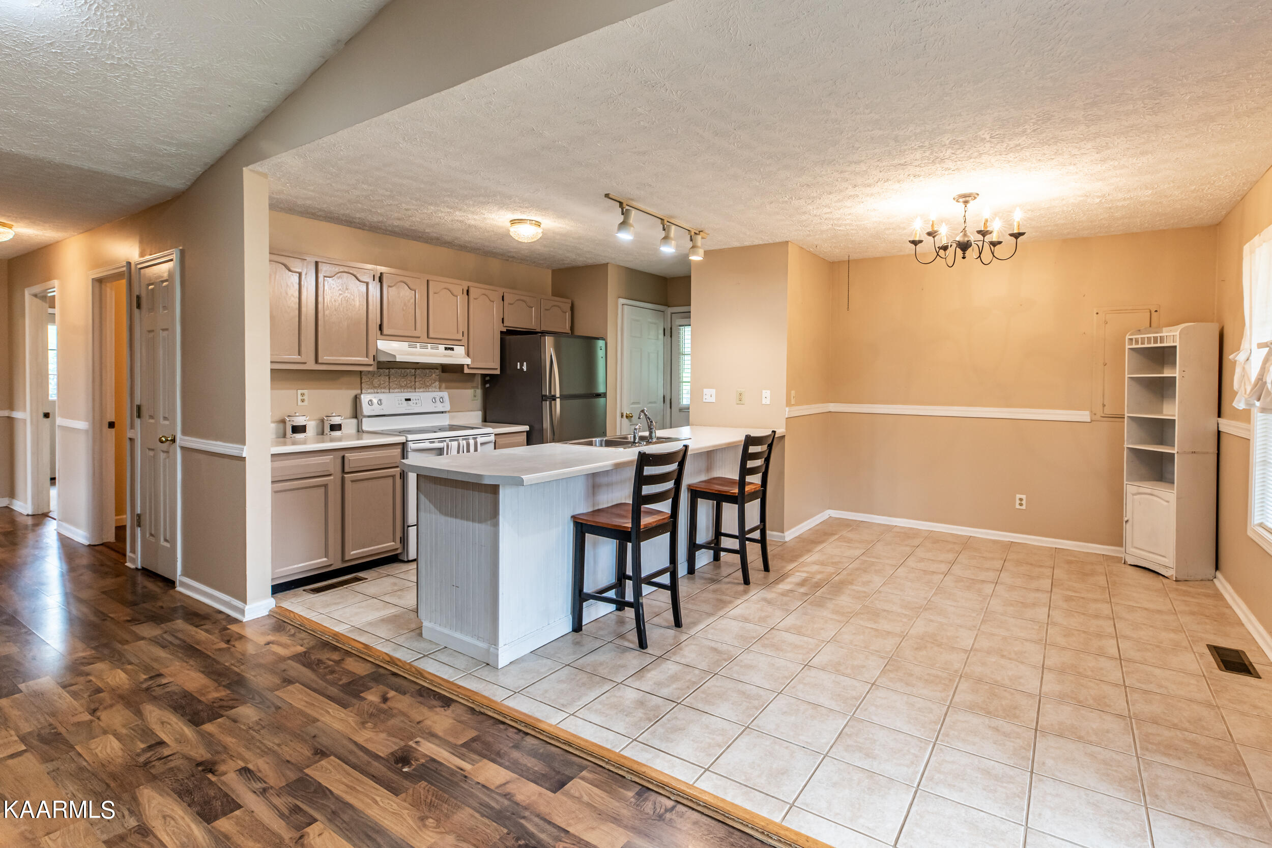 903 Cross Valley Road La Follette, TN 37766 - Photo 8 of 28 903 Cross Valley Rd-15