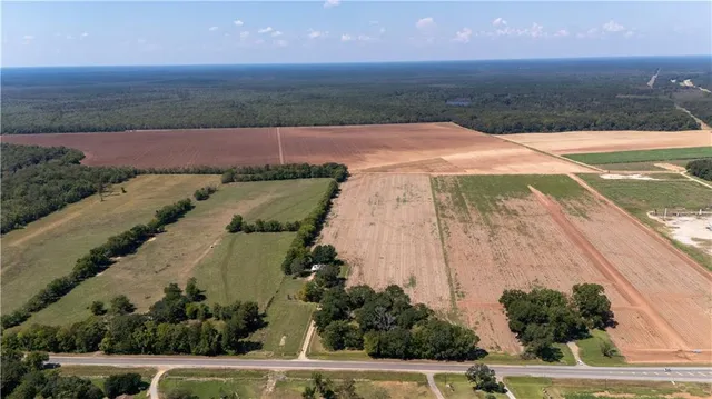 $222,500 | 0 Highway 167 Highway, Forest Hill, LA 71430