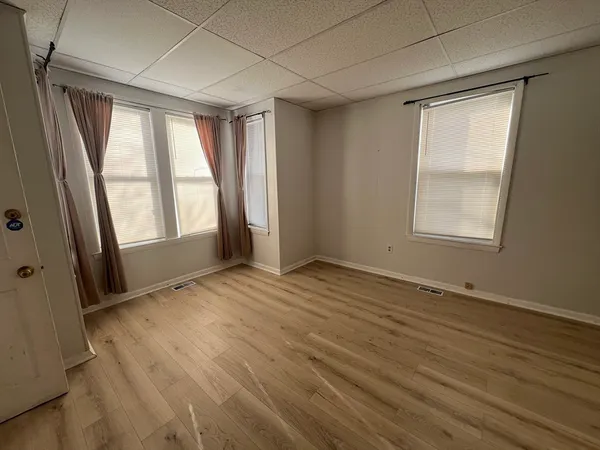 $2,500 | 5 Clinton Street, Unit 1, Newton, MA 02458