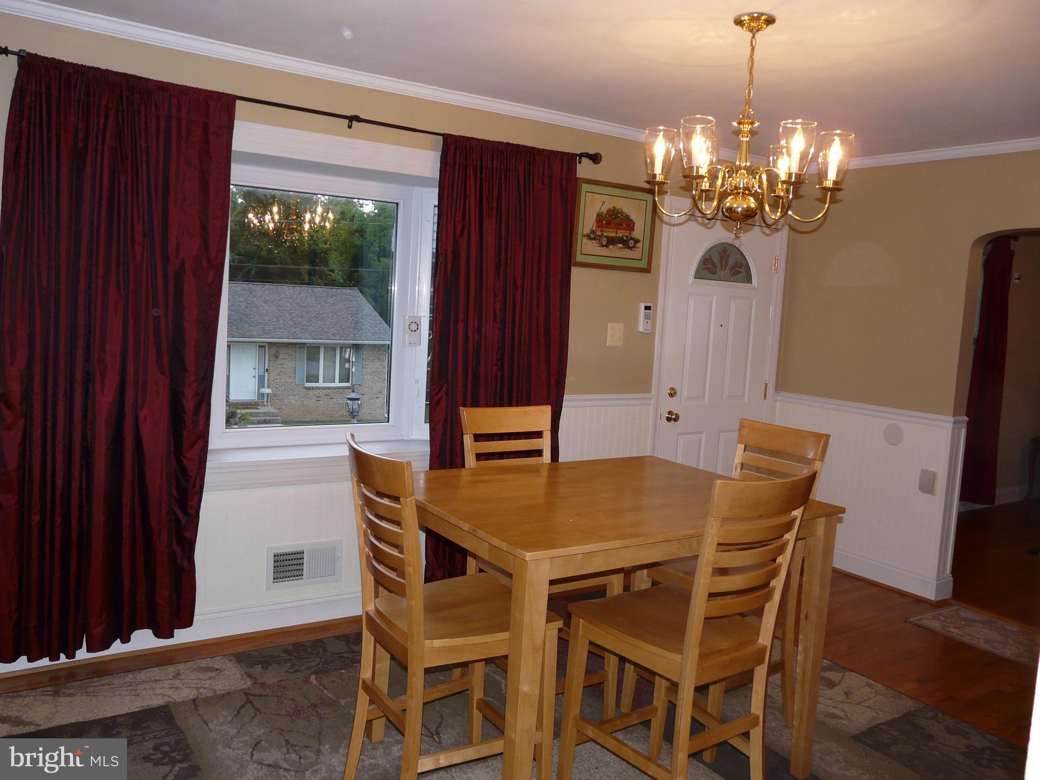 5911 Meadow Road Baltimore, MD 21206 - Photo 13 of 49 Dining Room