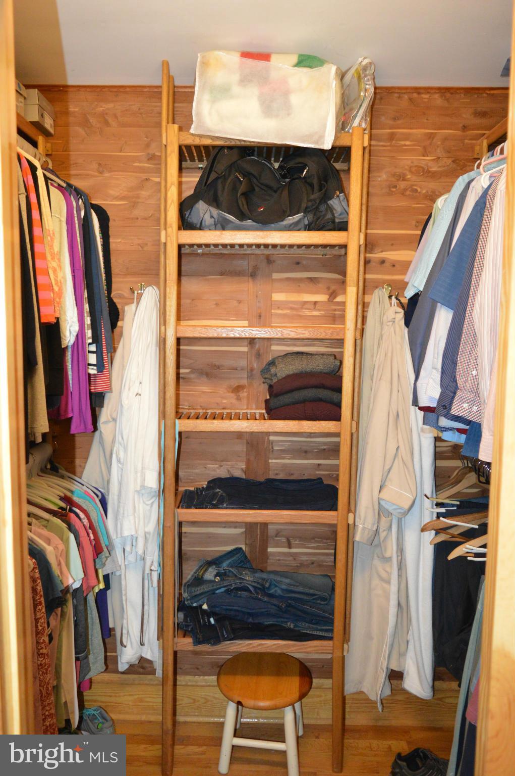 1611 South Rolling Road Baltimore, MD 21227 - Photo 29 of 30 MASTER WALKIN CLOSET