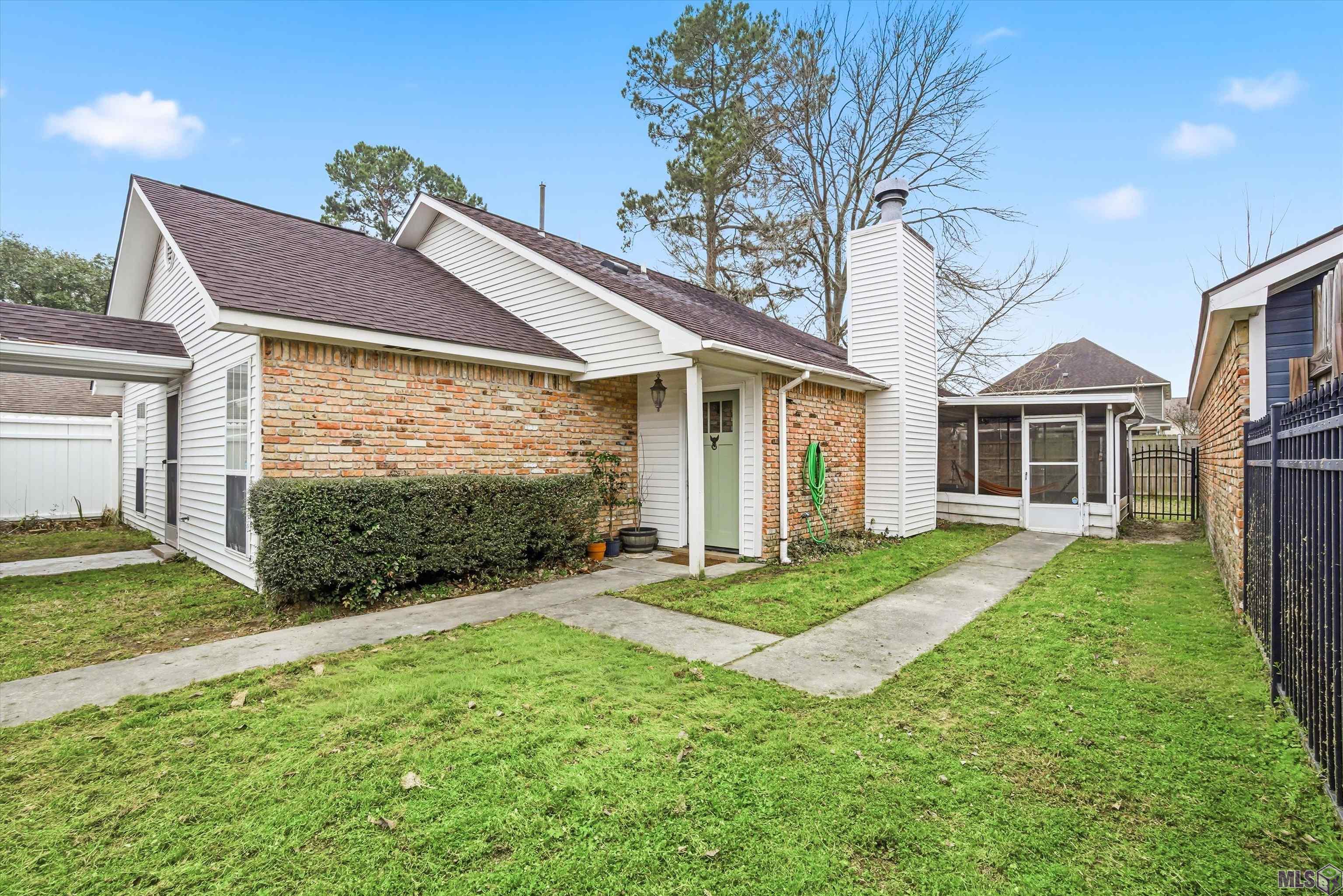 1462 West Fairview Drive Baton Rouge, LA 70816 - Photo 3 of 15