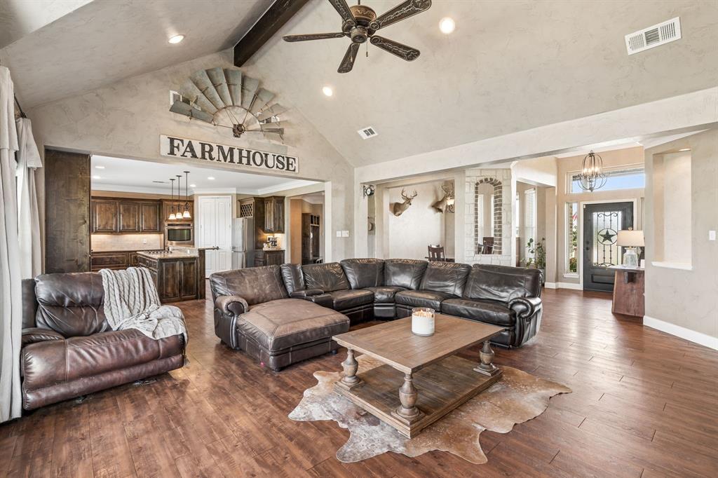 14341 Sam Reynolds Road Justin, TX 76247 - Photo 5 of 35