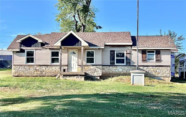 $129,900 | 1477 Meramec Avenue, Pacific, MO 63069