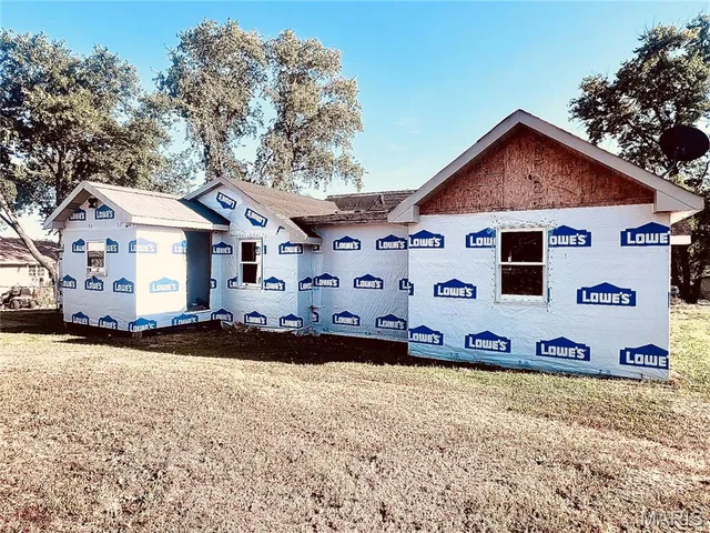 $129,900 | 1477 Meramec Avenue, Pacific, MO 63069