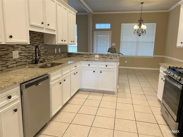 $1,900 | 2213 Washburn Way, Bossier City, LA 71111