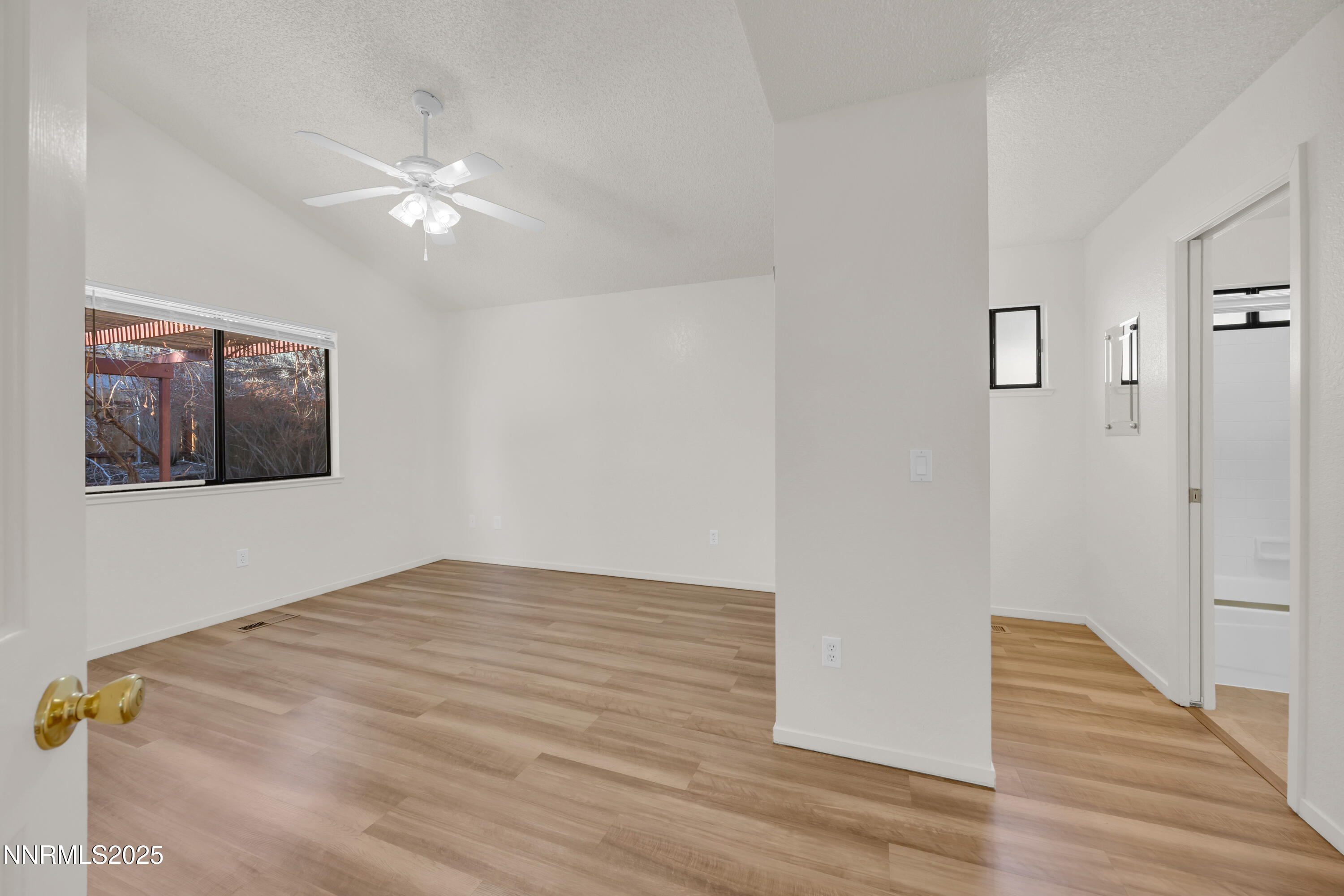 5712 Royal Vista Way Reno, NV 89523 - Photo 14 of 21 29_img_4629