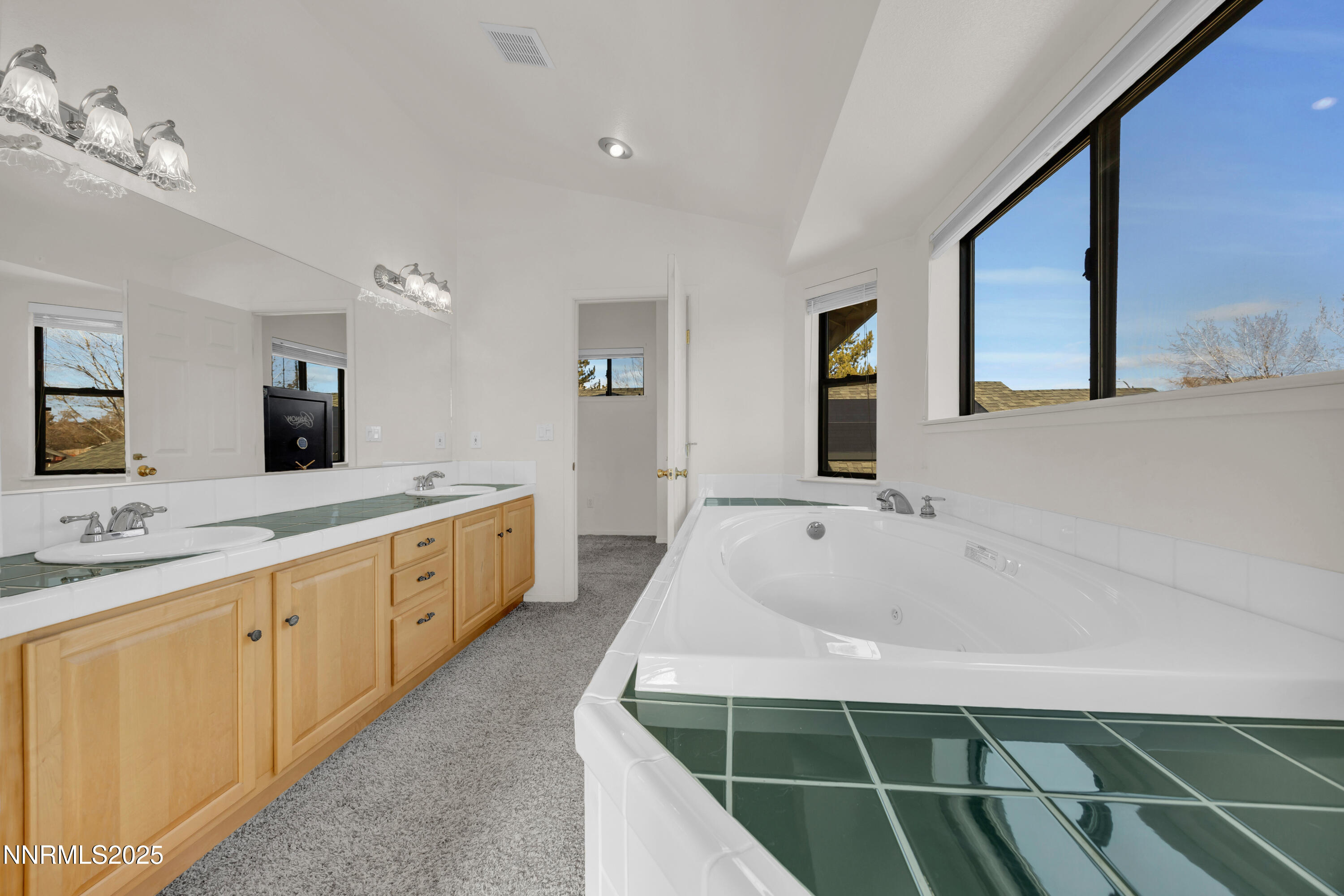 5712 Royal Vista Way Reno, NV 89523 - Photo 18 of 21 39_img_4679