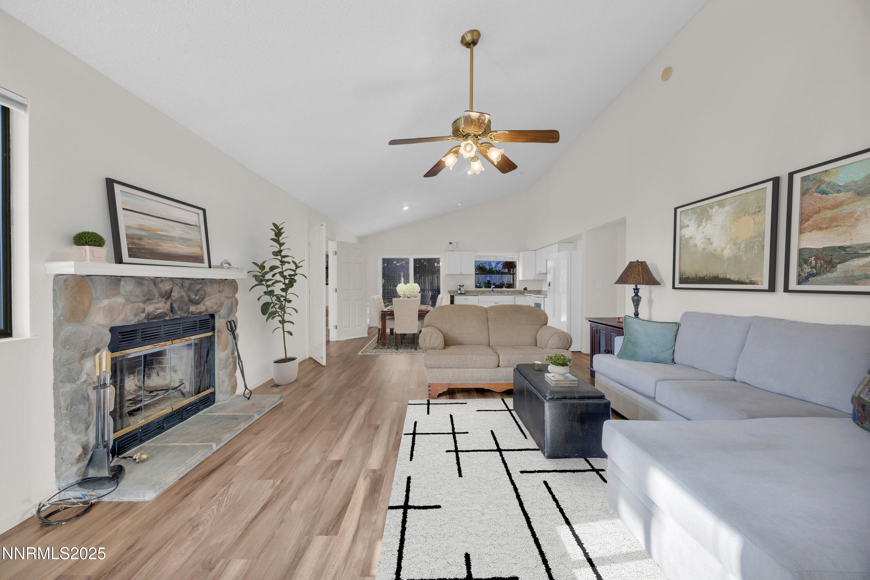 5712 Royal Vista Way Reno, NV 89523 - Photo 4 of 21 7_img_4469 ( living room)