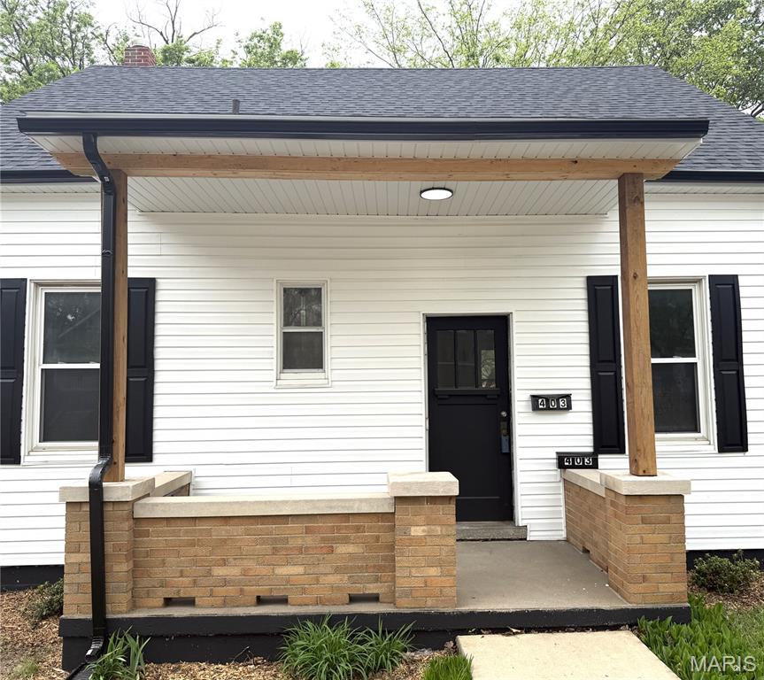 403 South Market Street Waterloo, IL 62298 - Photo 2 of 25