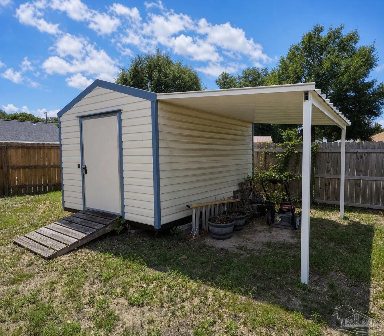 6874 Cedar Ridge Circle Milton, FL 32570 - Photo 6 of 23
