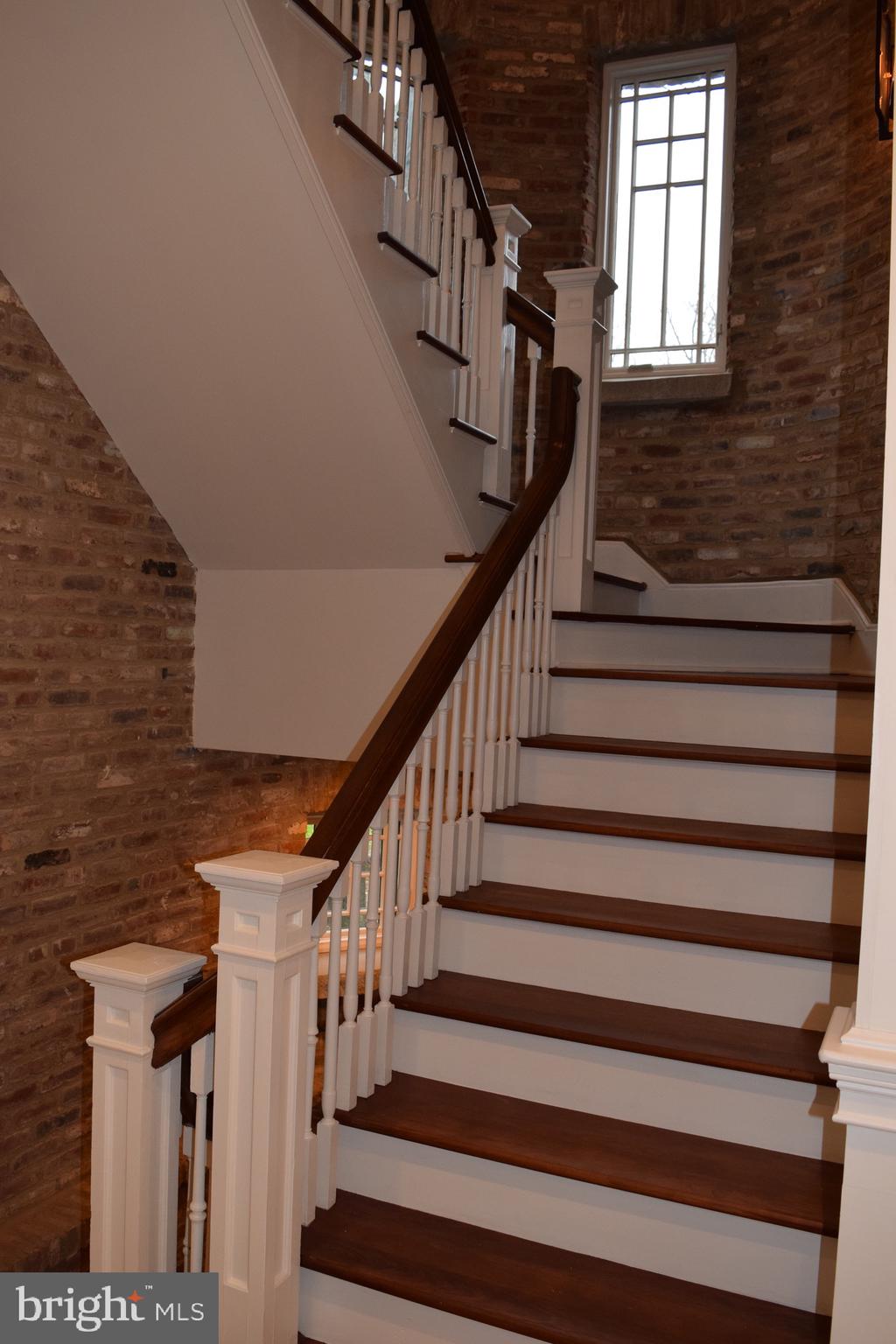 200 Wyndom Lane Wayne, PA 19087 - Photo 12 of 17