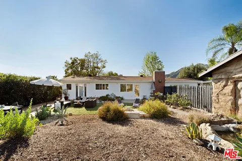 $1,545,000 | 1114 Mercer Avenue, Ojai, CA 93023