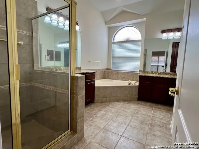 $2,700 | 911 Serene Meadows, San Antonio, TX 78258