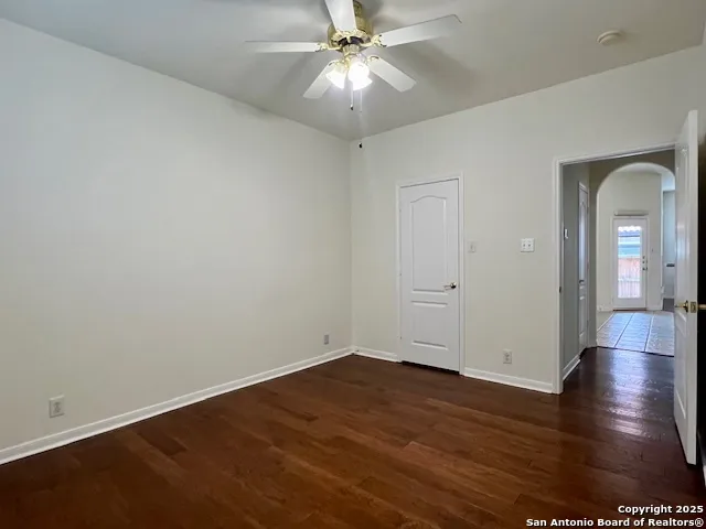 $2,700 | 911 Serene Meadows, San Antonio, TX 78258