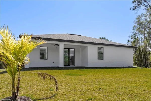 $2,000 | 714 Anaconda Avenue South, Lehigh Acres, FL 33974