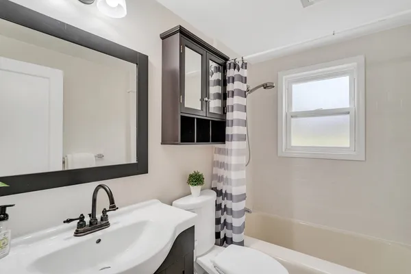 $5,500 | 24 Ledgelawn Avenue, Lexington, MA 02420