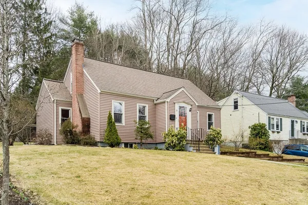 $5,500 | 24 Ledgelawn Avenue, Lexington, MA 02420